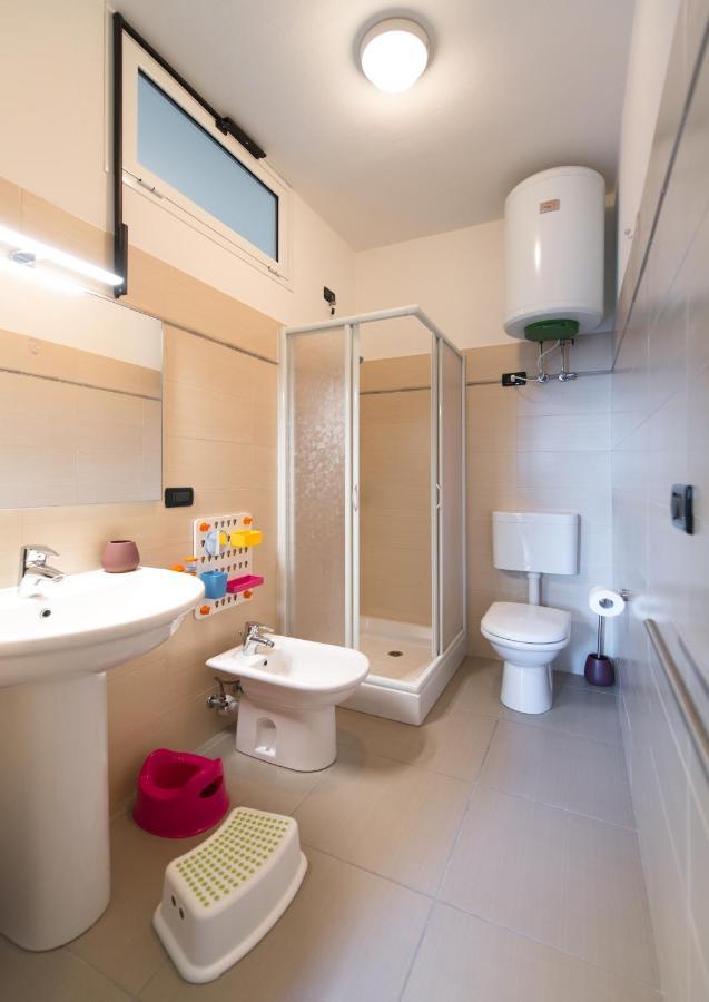 Babyaccommodation Family Comfort Ll Pietra Ligure Exteriör bild